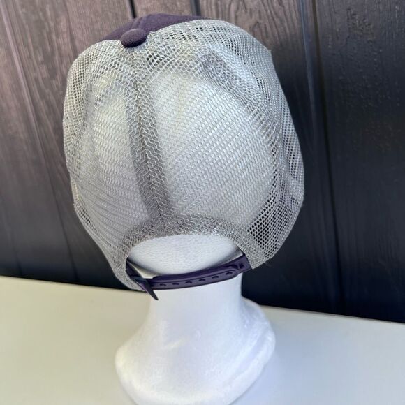 Patagonia Hat P6 Trucker Cap purple Mesh Snapback Adjustable - Picture 5 of 5